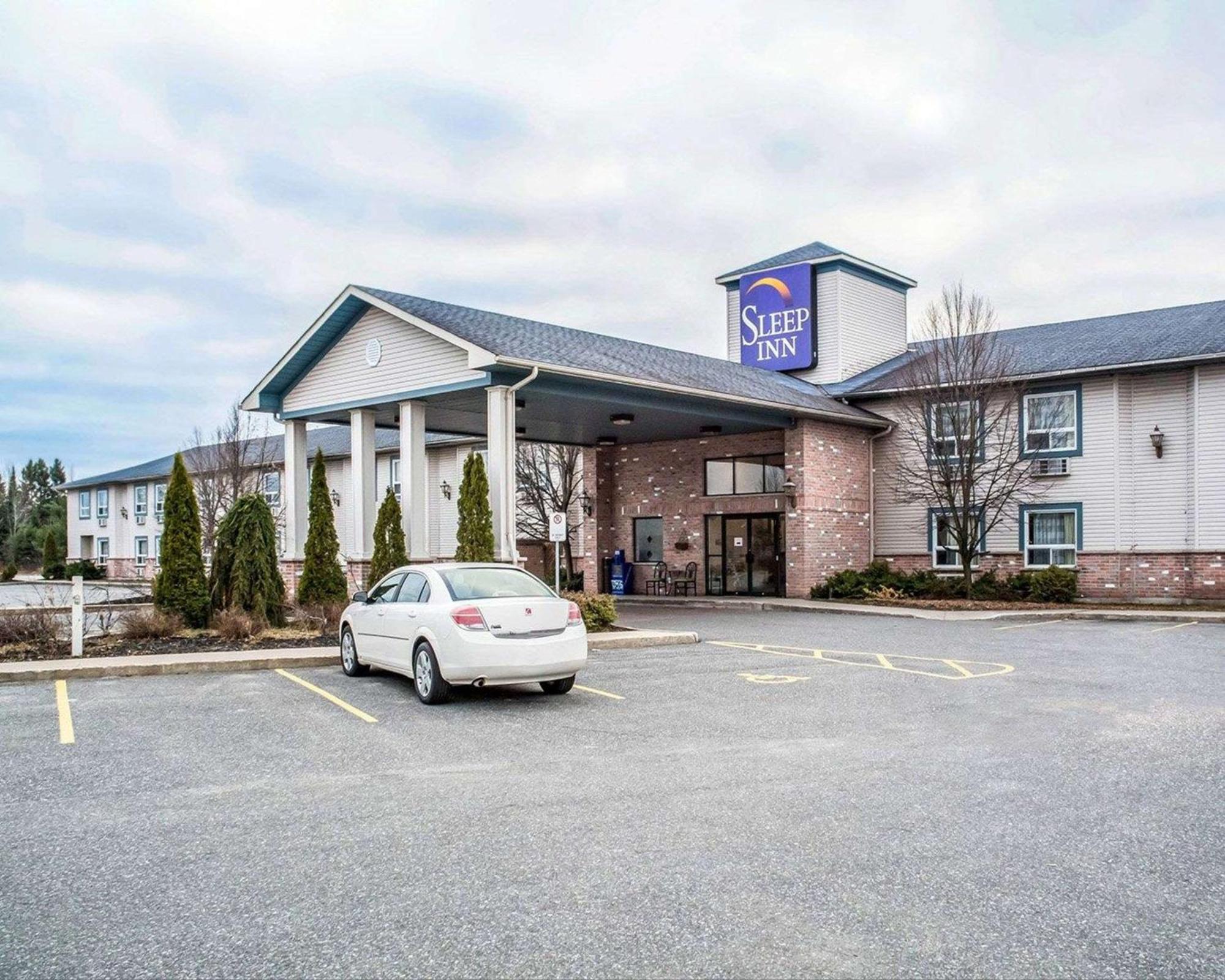 Sleep Inn Bracebridge Exterior photo