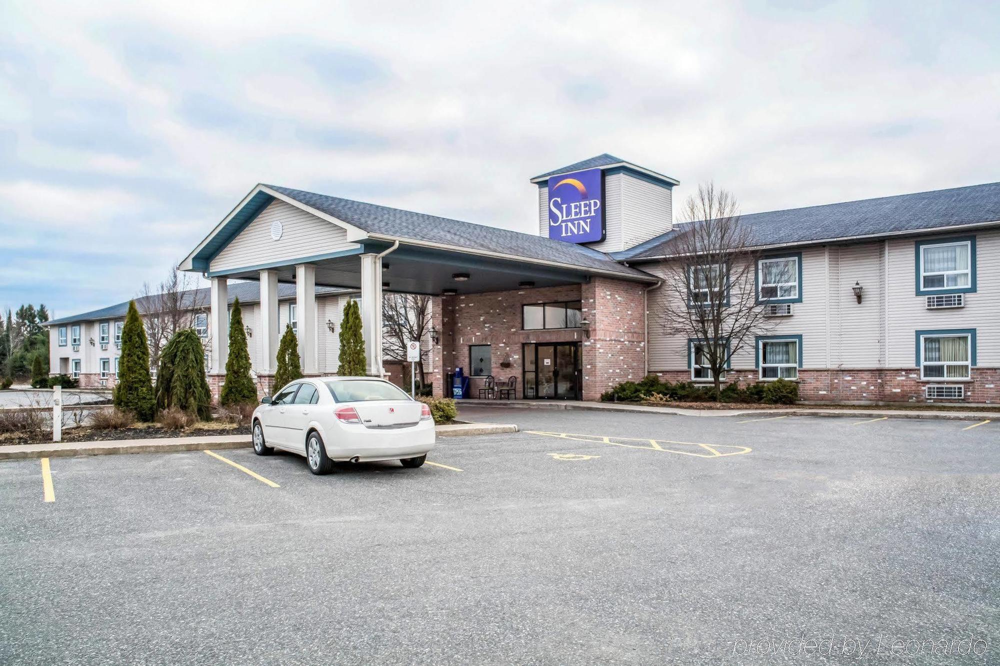 Sleep Inn Bracebridge Exterior photo